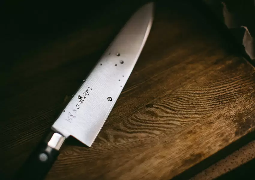 Cuchillo de chef japonés