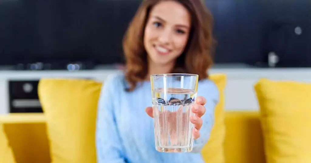 ¿Se dañó el dispensador de agua? Paso a paso para repararlo