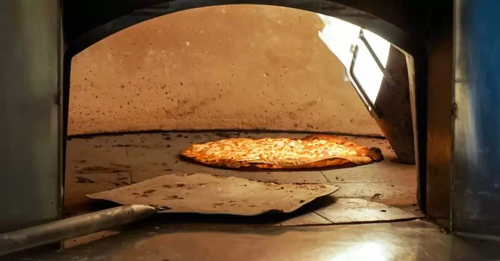 Horno pastelero vs Horno para pizza ¿Cuáles son sus diferencias?